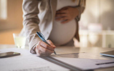 Une salariée enceinte adhérant au contrat de sécurisation professionnelle « CSP » (en cas de licenciement économique) bénéficie-t-elle également de la procédure spécifique en cas de licenciement d’une femme enceinte ?